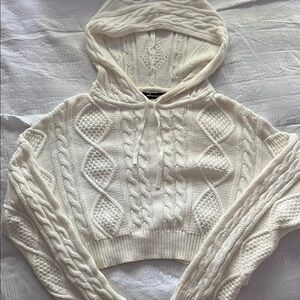 Cozy Cable Knit Hoodie Sweater - Cream